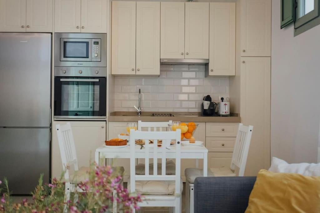 Komodo Gran Poder - Penthouse With Private Pool And Cozy Twin Bedroom Apartment Seville